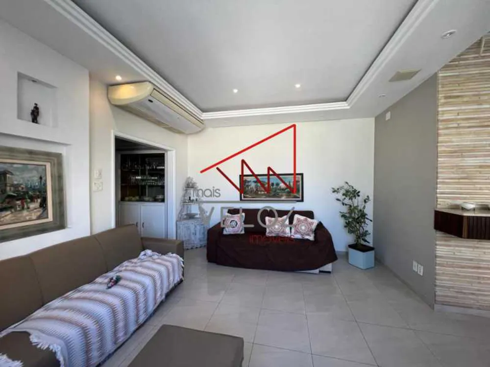 Apartamento, 5 quartos, 220 m² - Foto 1