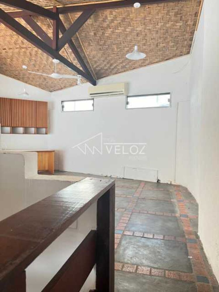 Cobertura à venda com 4 quartos, 328m² - Foto 9