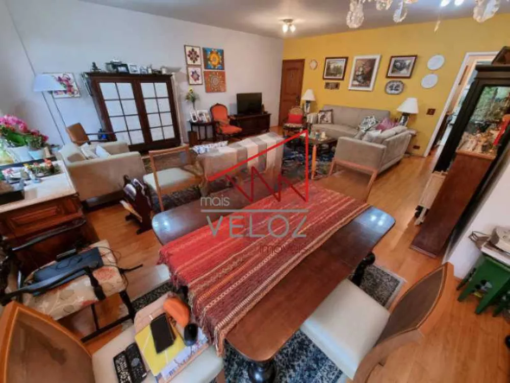 Apartamento à venda com 4 quartos, 200m² - Foto 4