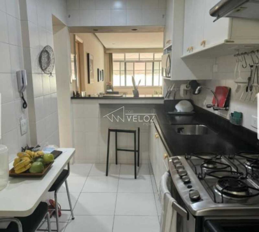 Apartamento à venda com 2 quartos, 74m² - Foto 5