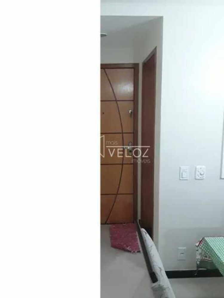 Apartamento à venda com 2 quartos, 70m² - Foto 2