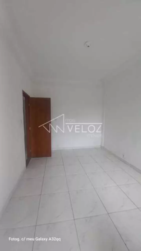 Apartamento à venda com 2 quartos, 68m² - Foto 3