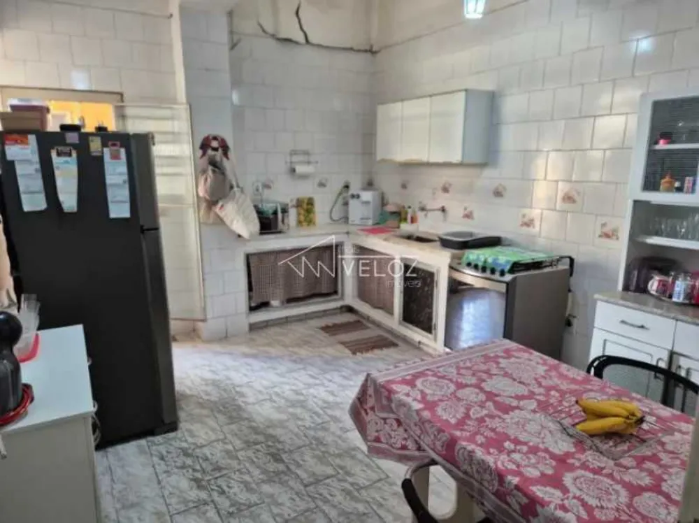 Apartamento, 3 quartos, 140 m² - Foto 2