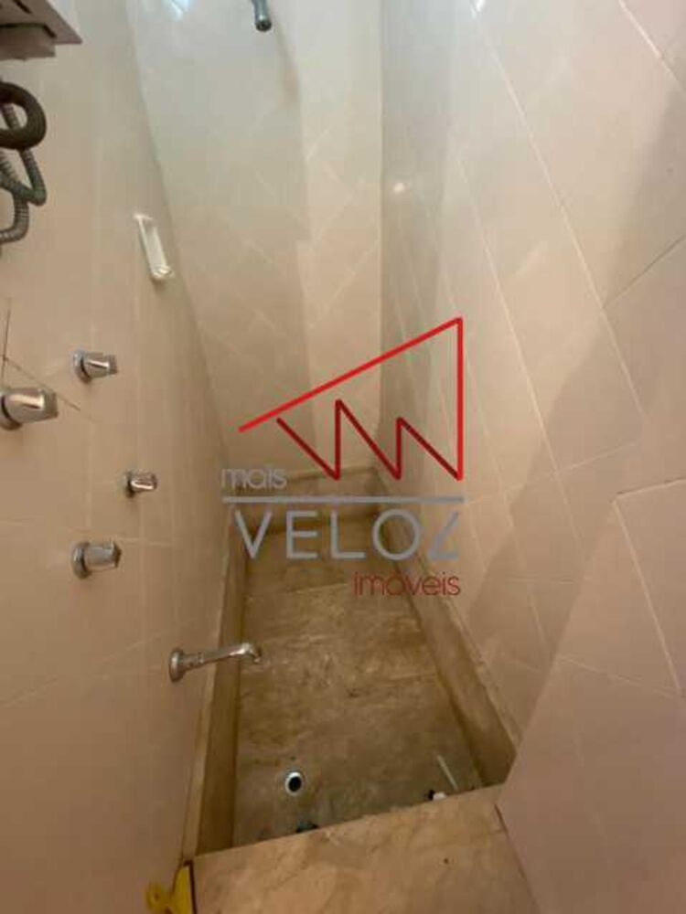 Apartamento à venda com 3 quartos, 205m² - Foto 6