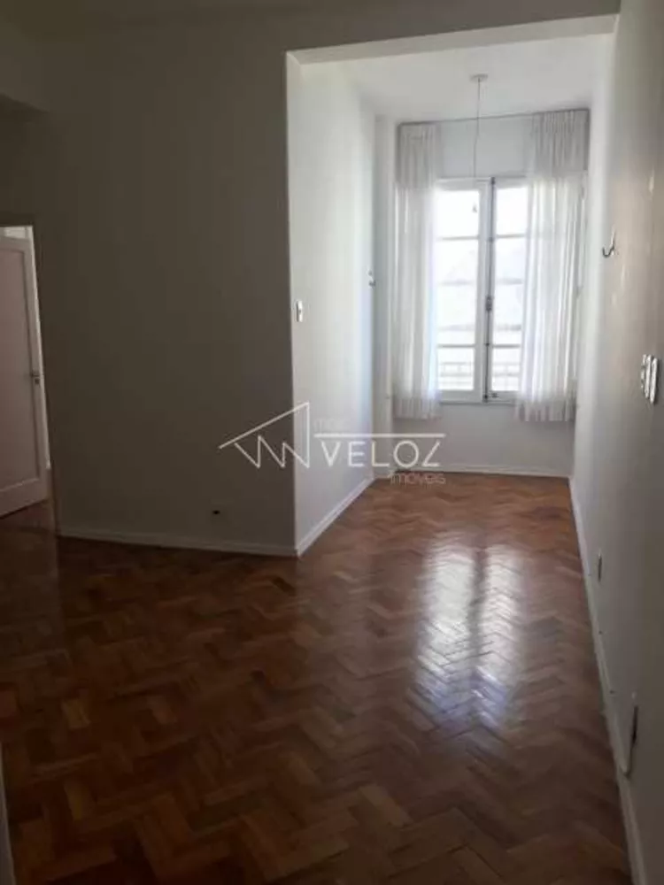 Apartamento à venda com 1 quarto, 51m² - Foto 2