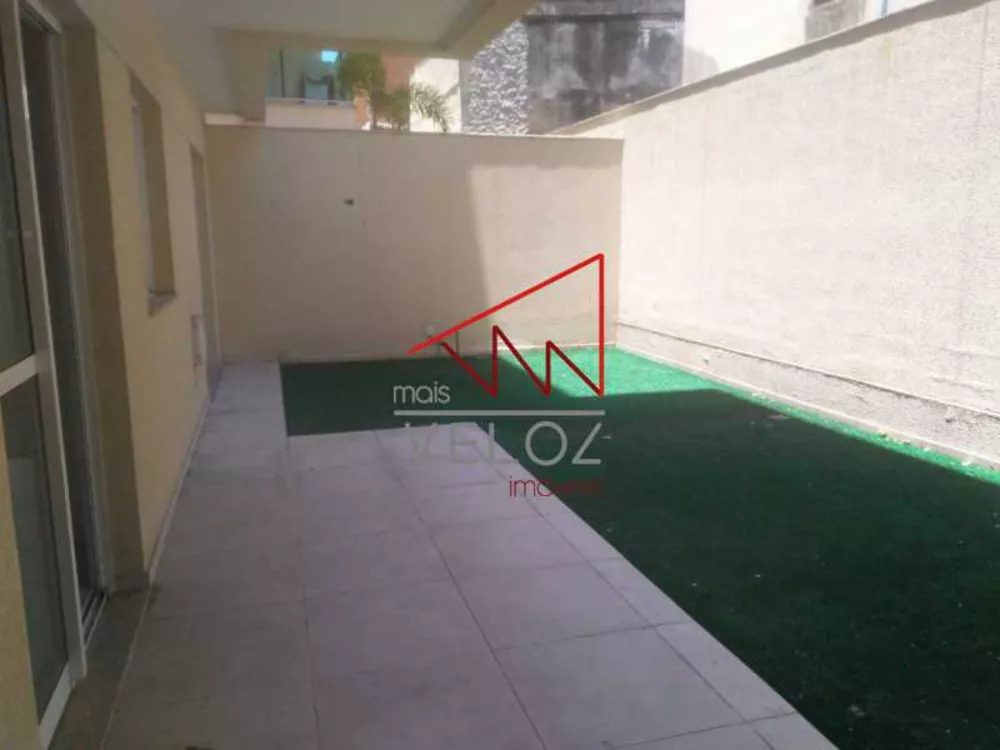 Apartamento à venda com 2 quartos, 71m² - Foto 1