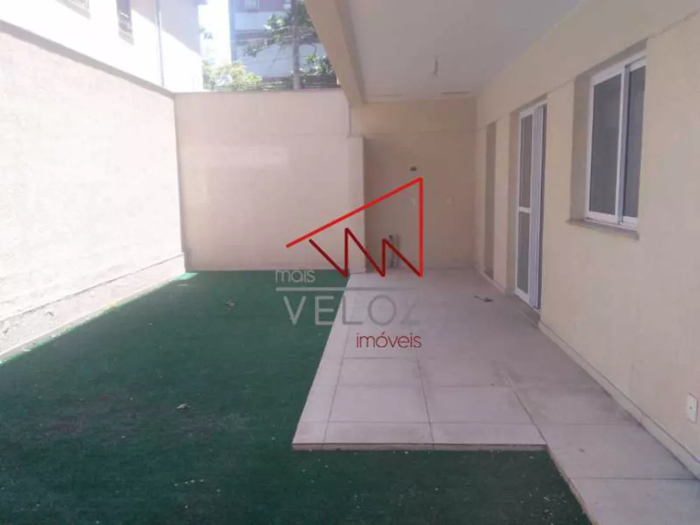 Apartamento à venda com 2 quartos, 71m² - Foto 2