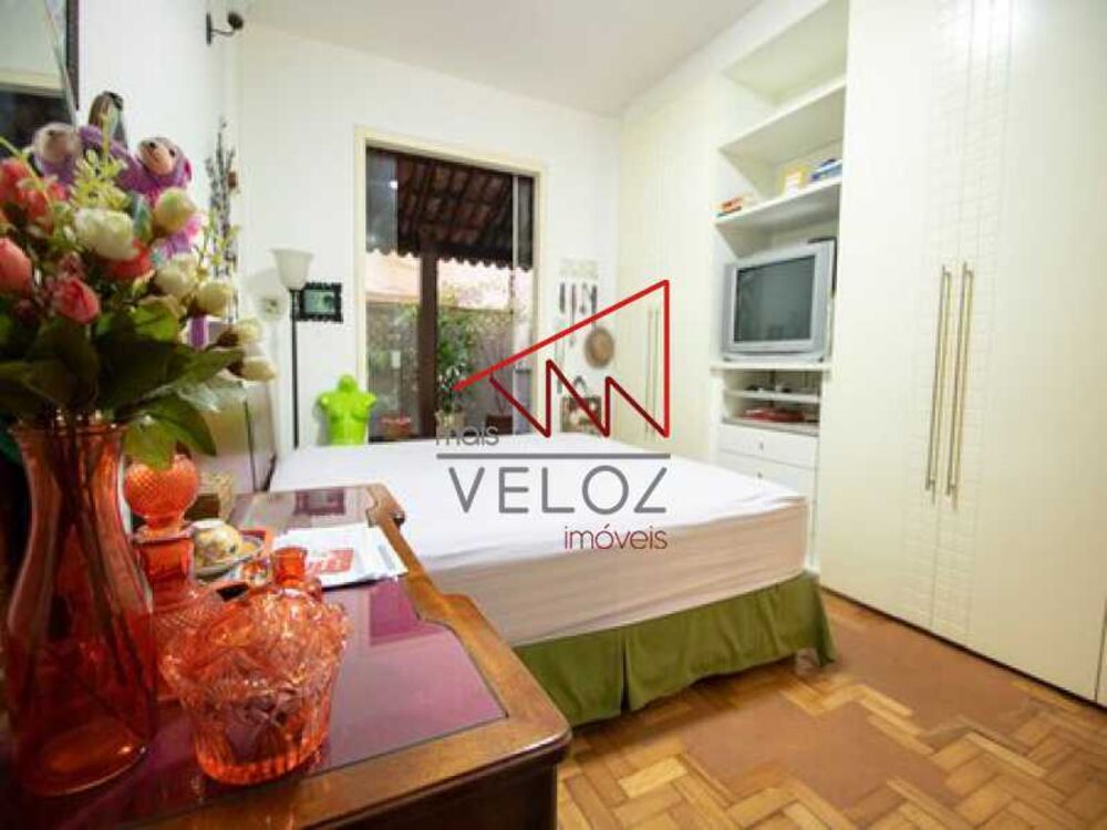 Apartamento à venda com 3 quartos, 210m² - Foto 5