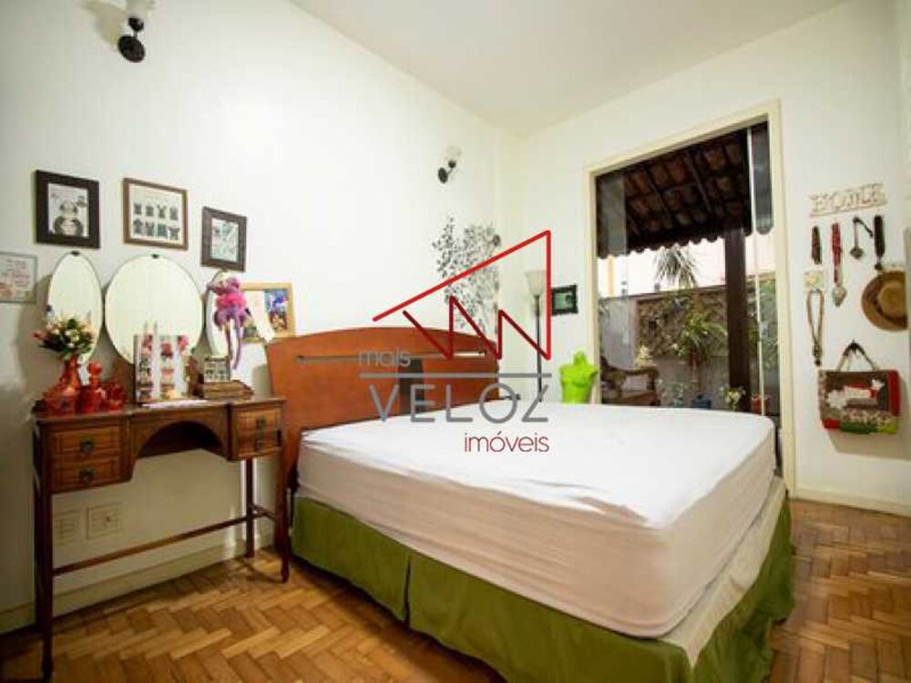 Apartamento à venda com 3 quartos, 210m² - Foto 4