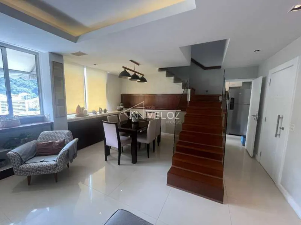 Cobertura, 3 quartos, 220 m² - Foto 8