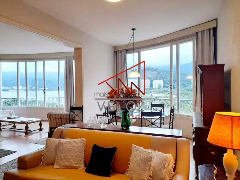 Apartamento, 3 quartos, 216 m² - Foto 1