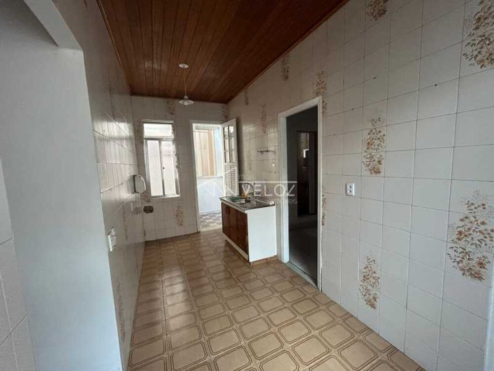 Apartamento à venda com 3 quartos, 84m² - Foto 5