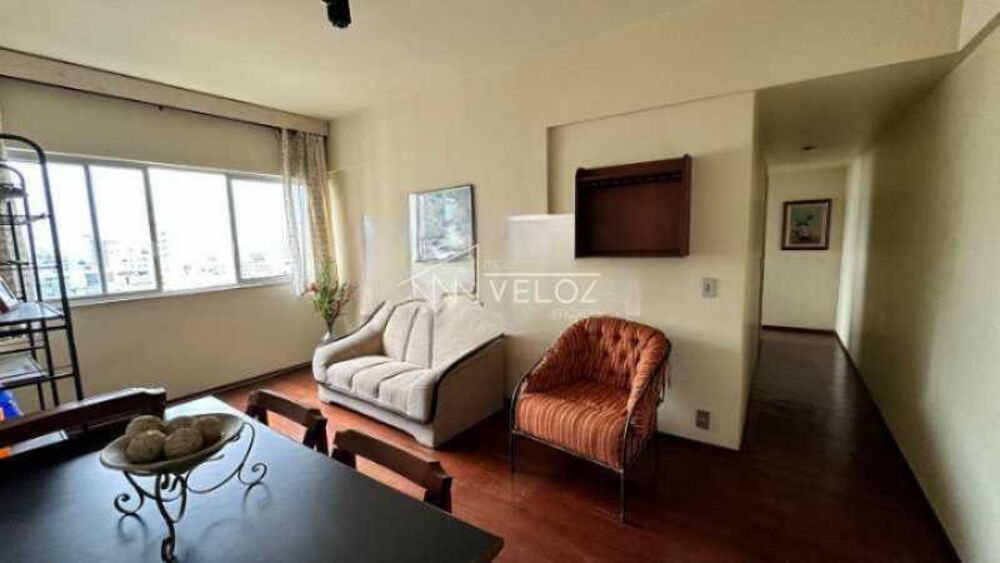 Apartamento à venda com 2 quartos, 61m² - Foto 1