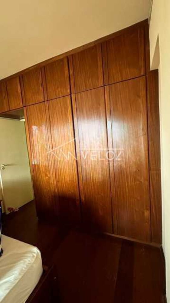 Apartamento à venda com 2 quartos, 61m² - Foto 7