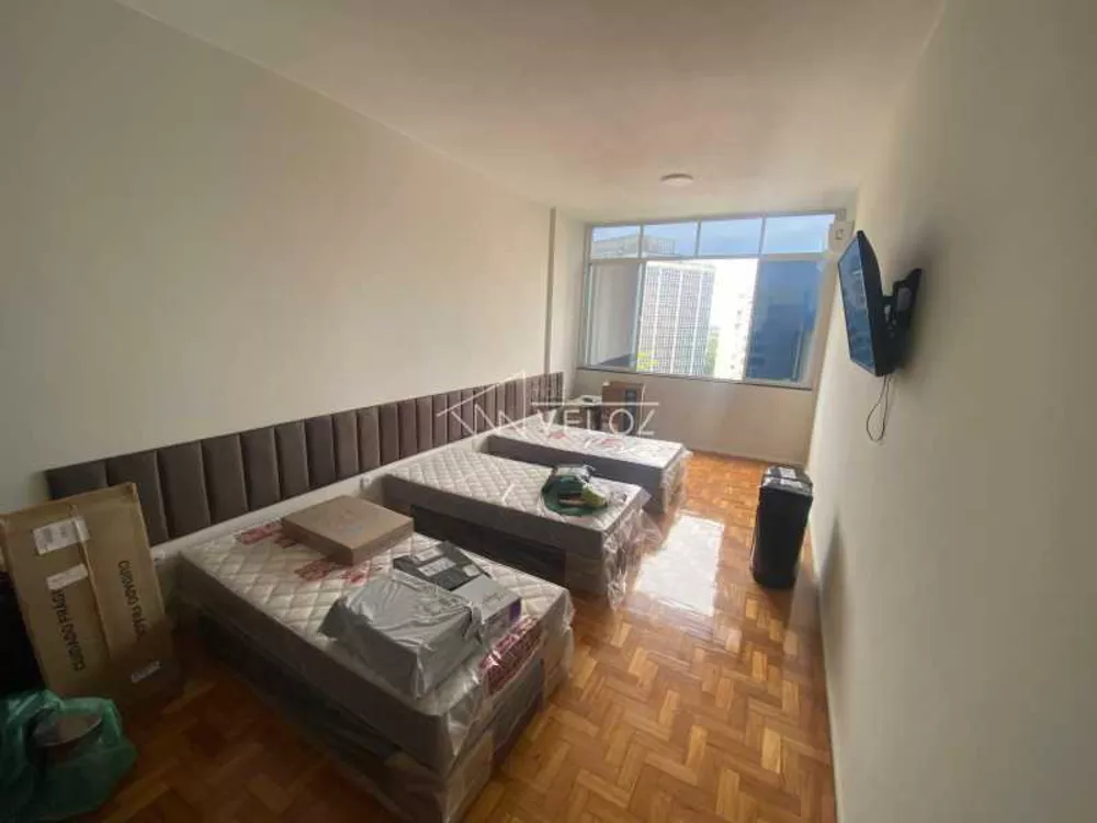 Apartamento à venda com 1 quarto, 33m² - Foto 1