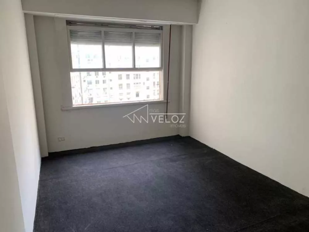 Apartamento à venda com 1 quarto, 53m² - Foto 2