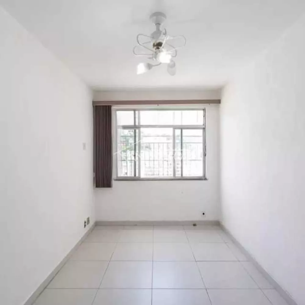 Apartamento à venda com 2 quartos, 52m² - Foto 2