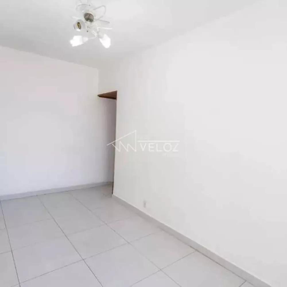 Apartamento à venda com 2 quartos, 52m² - Foto 4