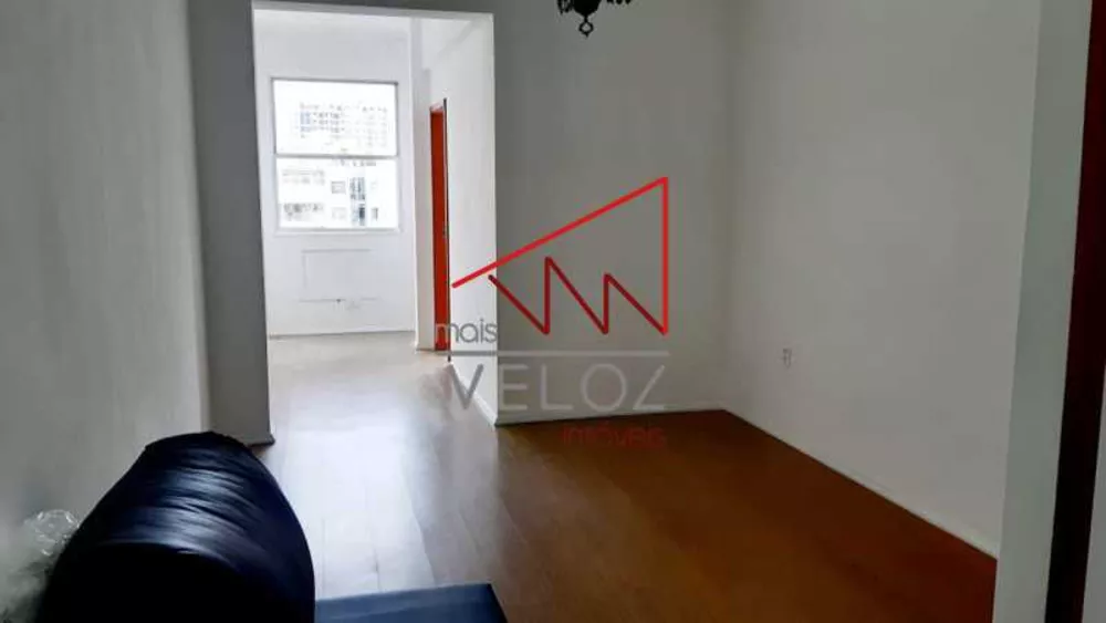 Apartamento à venda com 3 quartos, 105m² - Foto 1