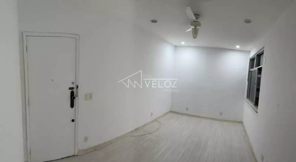 Apartamento à venda com 1 quarto, 43m² - Foto 3