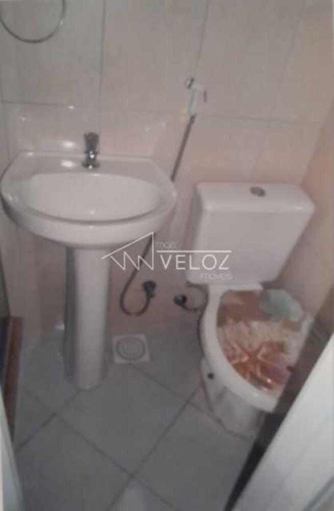 Apartamento à venda com 1 quarto, 25m² - Foto 2