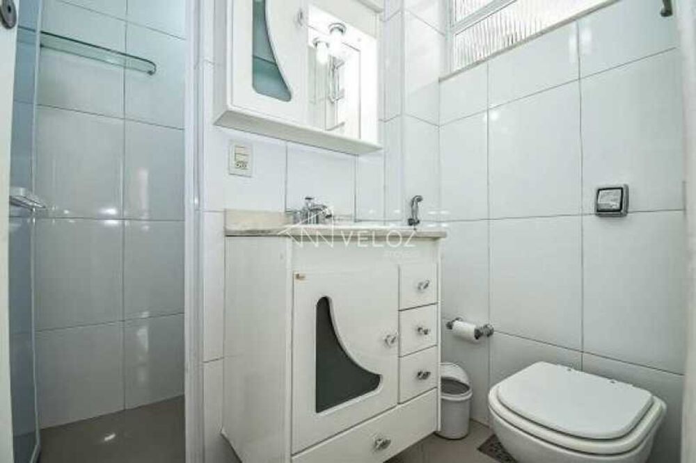 Apartamento à venda com 3 quartos, 127m² - Foto 3