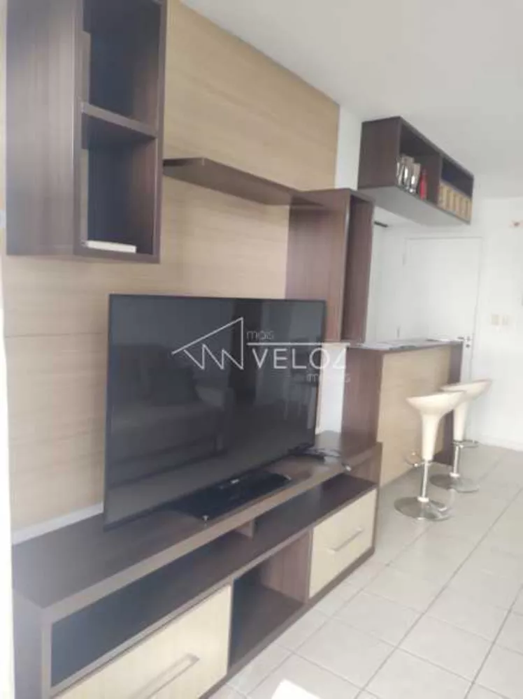 Apartamento à venda com 1 quarto, 45m² - Foto 3