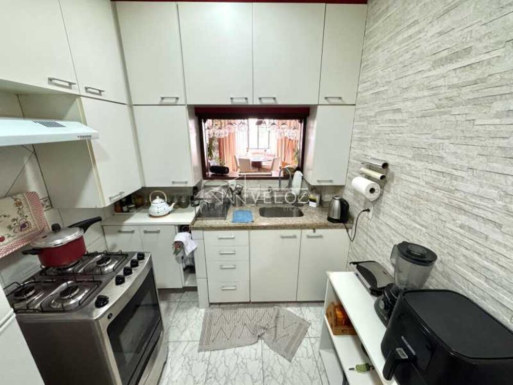 Apartamento à venda com 3 quartos, 116m² - Foto 11