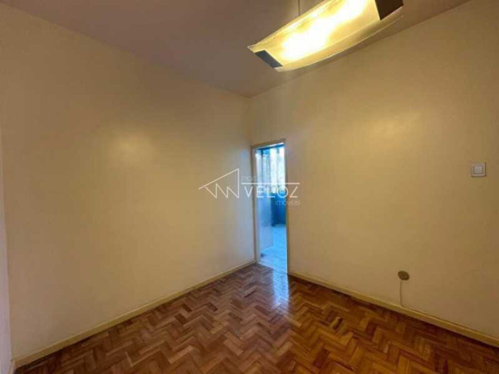 Apartamento à venda com 3 quartos, 100m² - Foto 3
