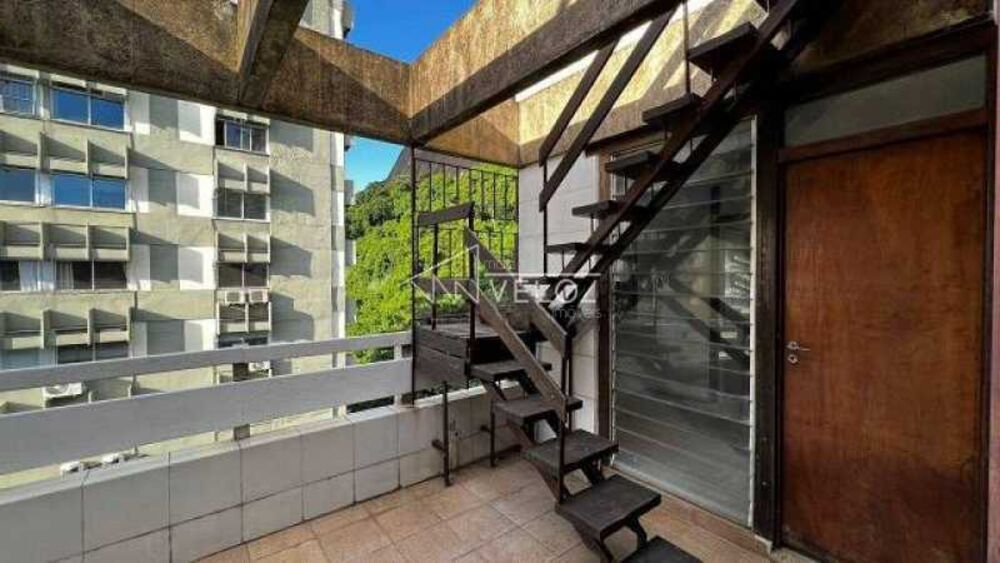 Apartamento à venda com 5 quartos, 367m² - Foto 4