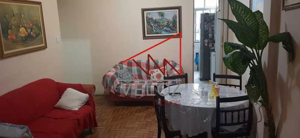 Apartamento à venda com 2 quartos, 60m² - Foto 1