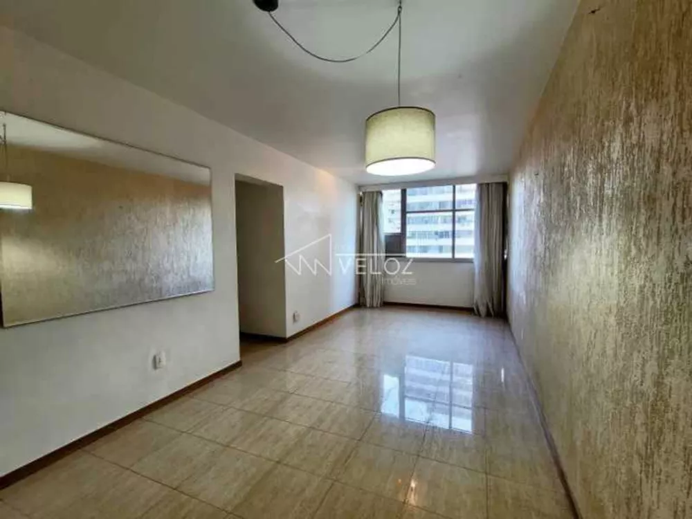 Apartamento à venda com 3 quartos, 94m² - Foto 2