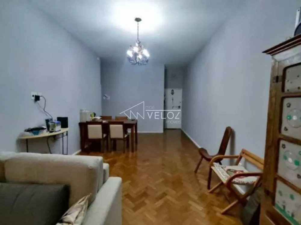 Apartamento à venda com 2 quartos, 75m² - Foto 3