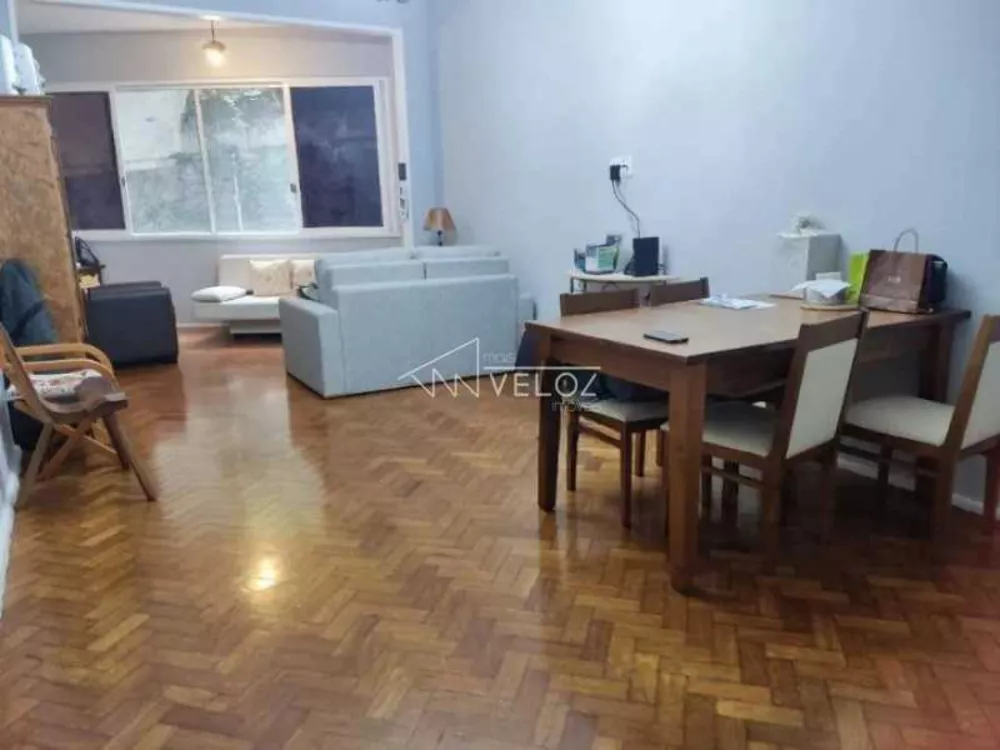 Apartamento à venda com 2 quartos, 75m² - Foto 4