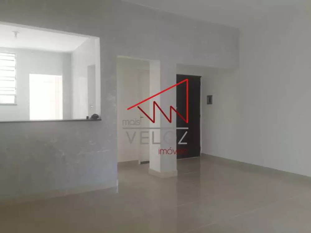 Apartamento à venda com 3 quartos, 85m² - Foto 1