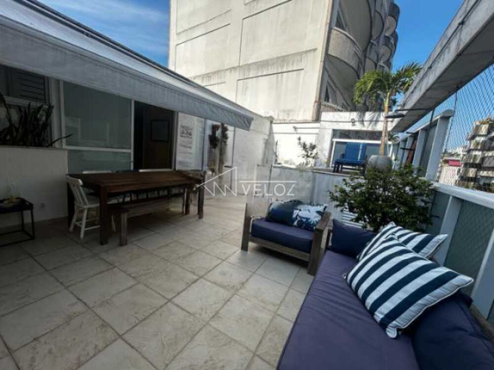 Cobertura à venda com 3 quartos, 176m² - Foto 1