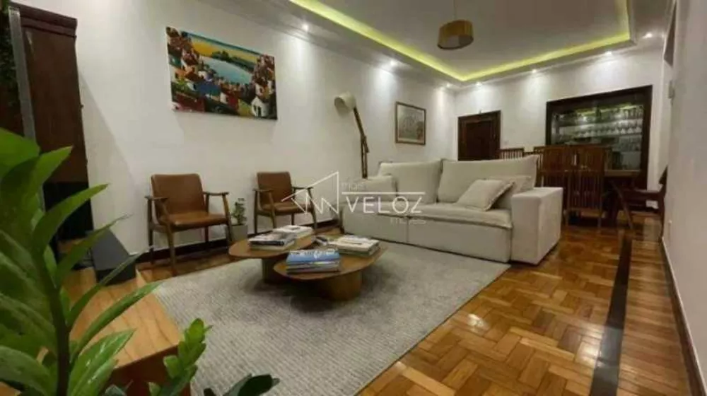 Apartamento à venda com 3 quartos, 100m² - Foto 1