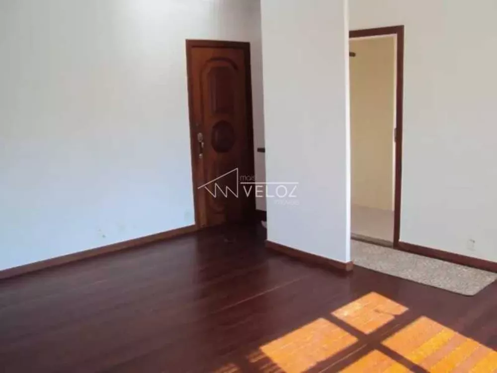 Apartamento à venda com 3 quartos, 100m² - Foto 4