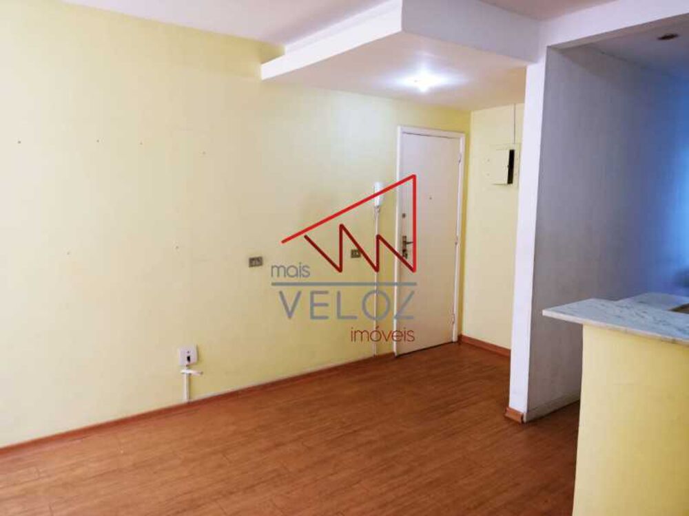 Apartamento à venda com 1 quarto, 40m² - Foto 1