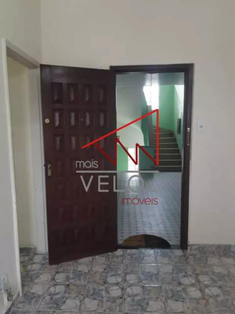 Apartamento à venda com 2 quartos, 45m² - Foto 3