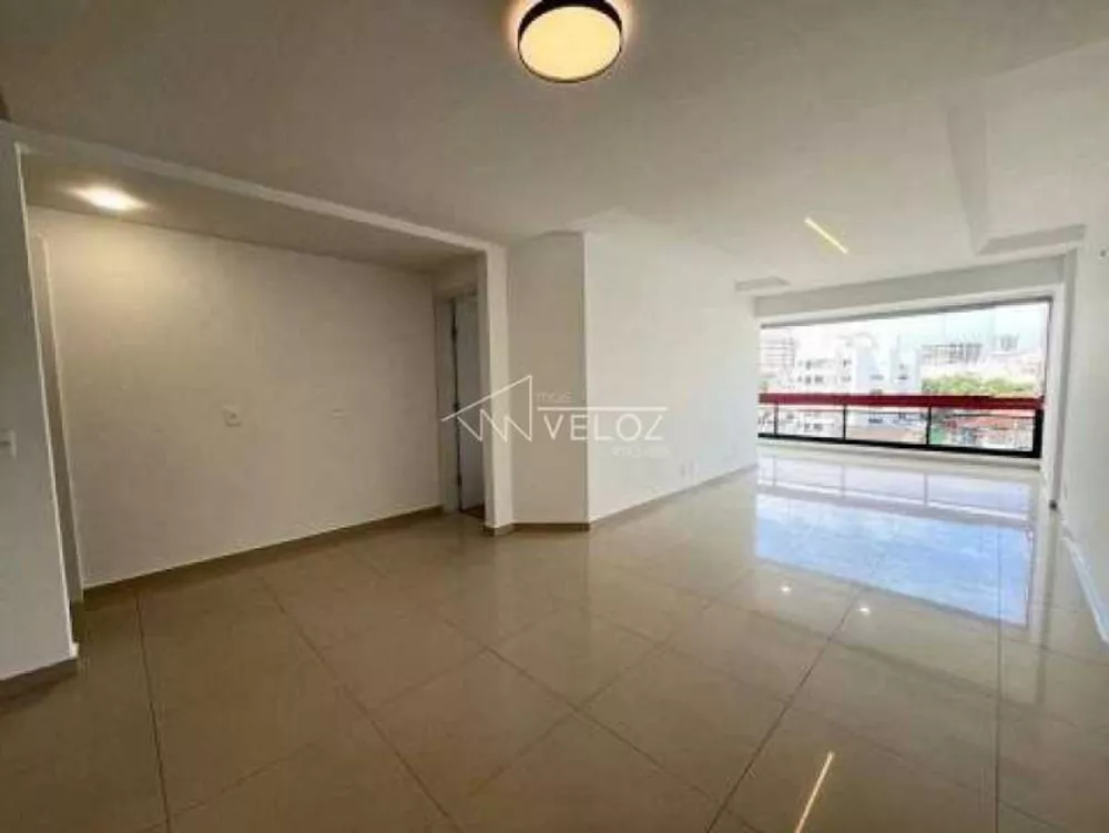 Cobertura à venda com 4 quartos, 200m² - Foto 3