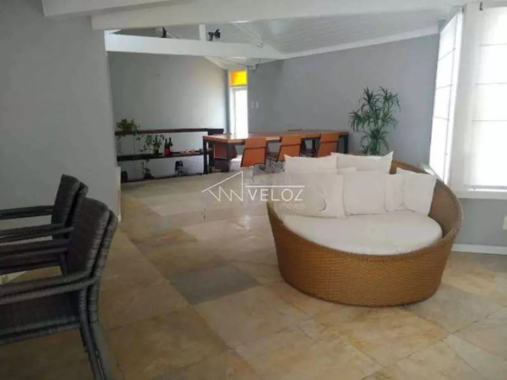 Cobertura, 3 quartos, 230 m² - Foto 11