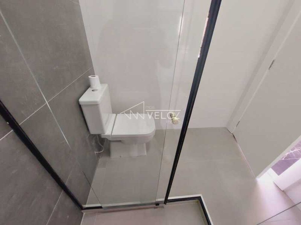 Apartamento à venda com 3 quartos, 176m² - Foto 8