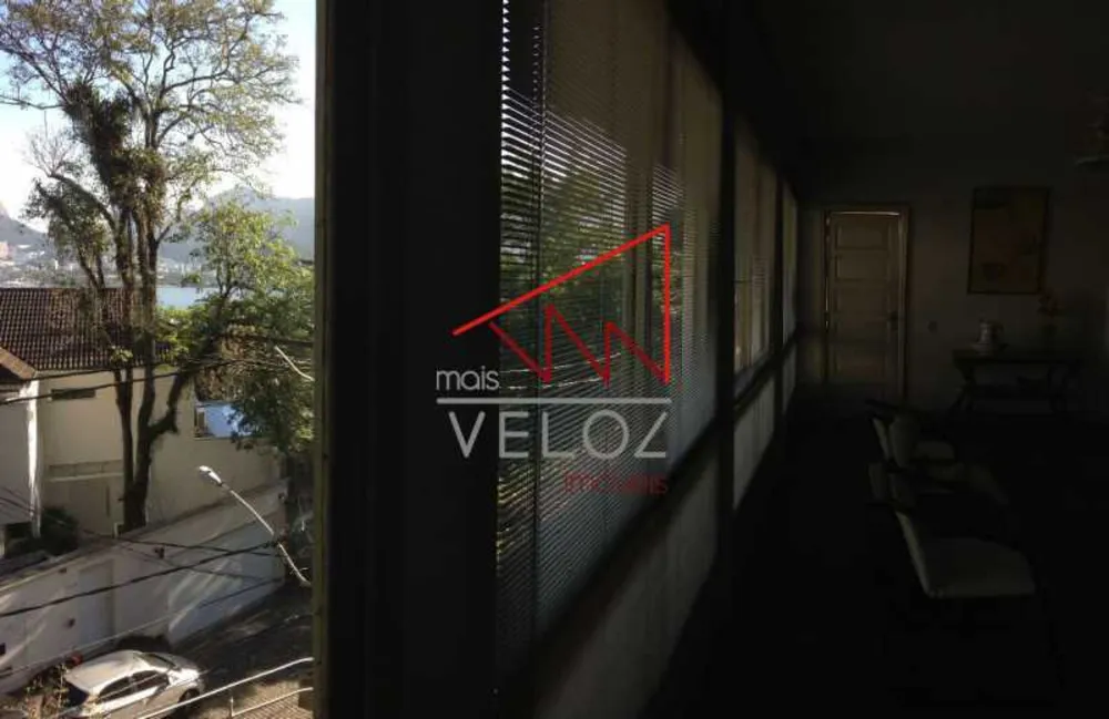 Apartamento, 3 quartos, 260 m² - Foto 2