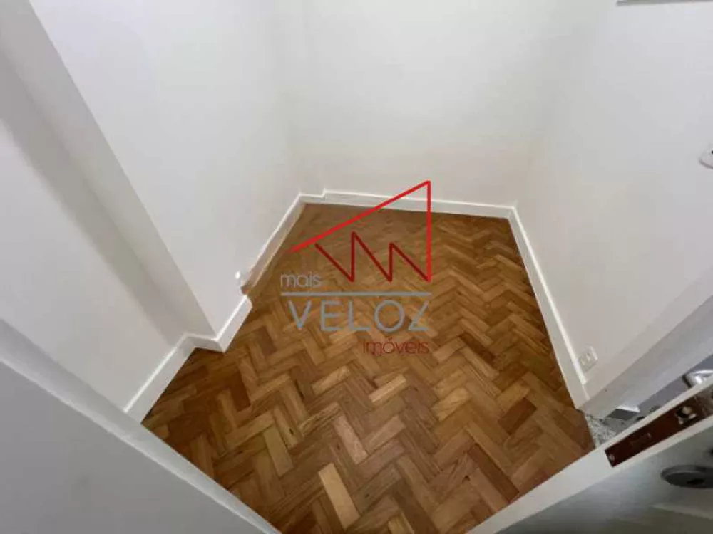 Apartamento à venda com 3 quartos, 230m² - Foto 10