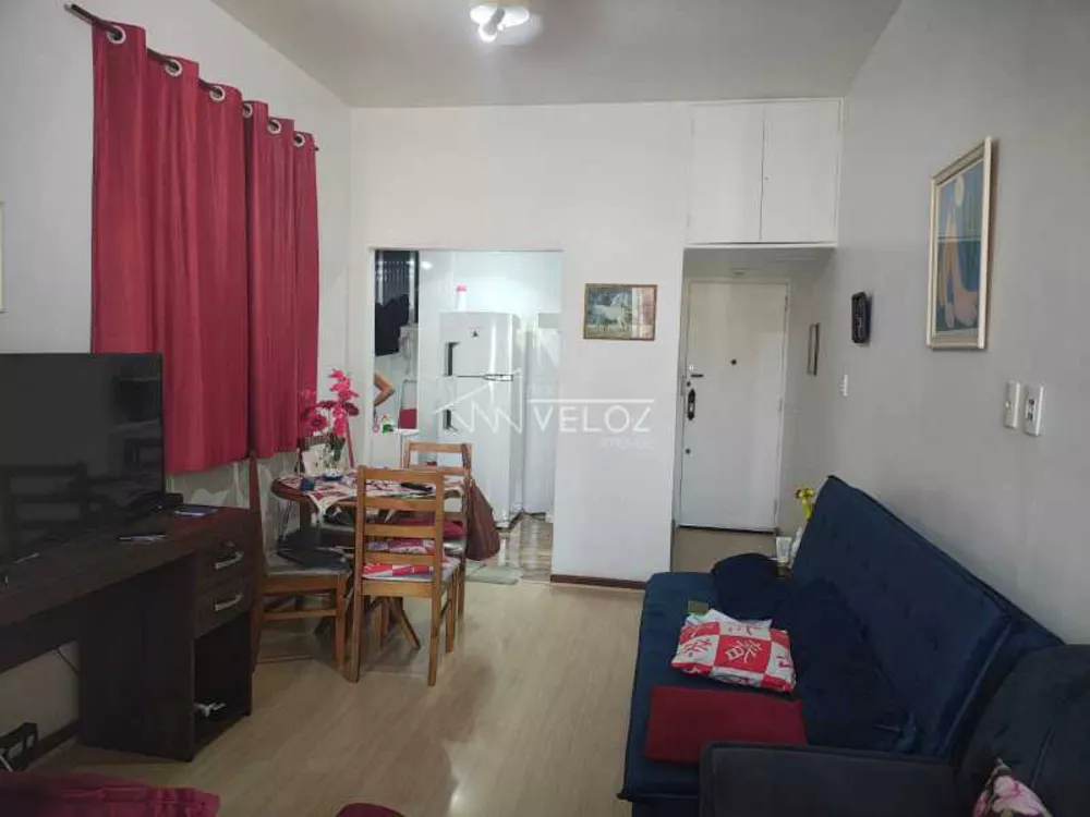 Apartamento à venda com 1 quarto, 47m² - Foto 2