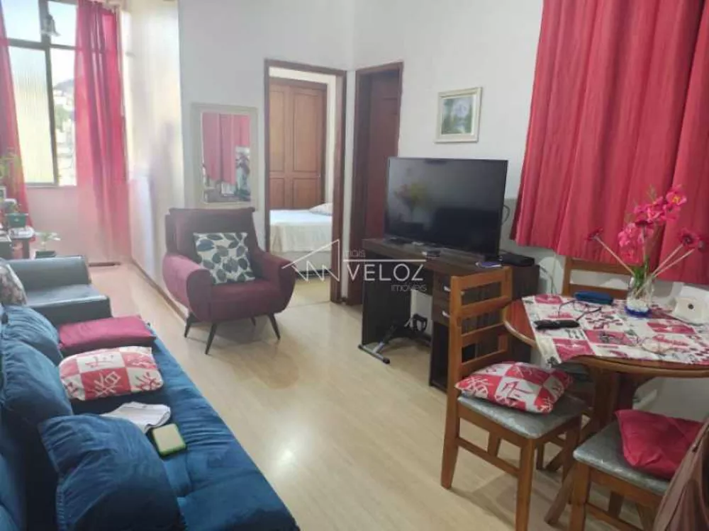 Apartamento à venda com 1 quarto, 47m² - Foto 1