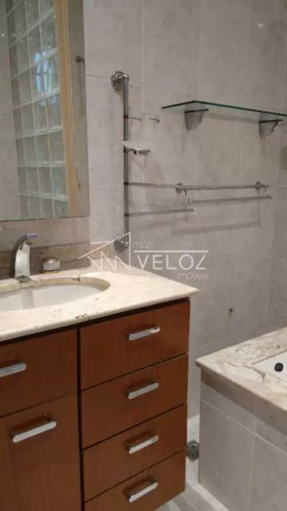 Apartamento à venda com 3 quartos, 141m² - Foto 3