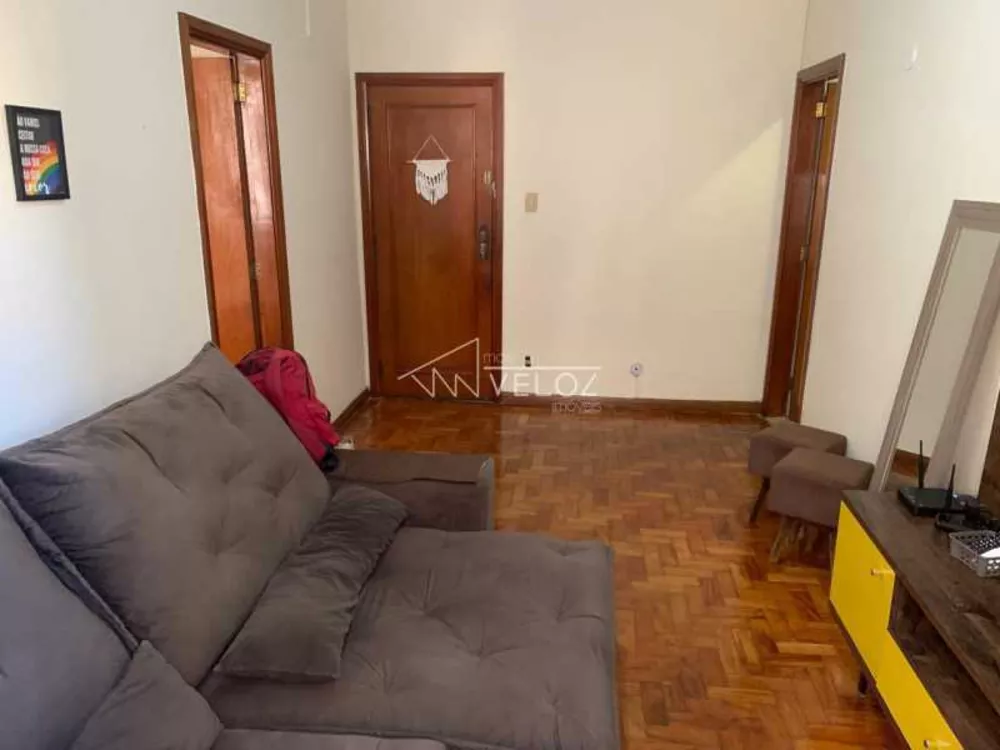 Apartamento à venda com 1 quarto, 52m² - Foto 2