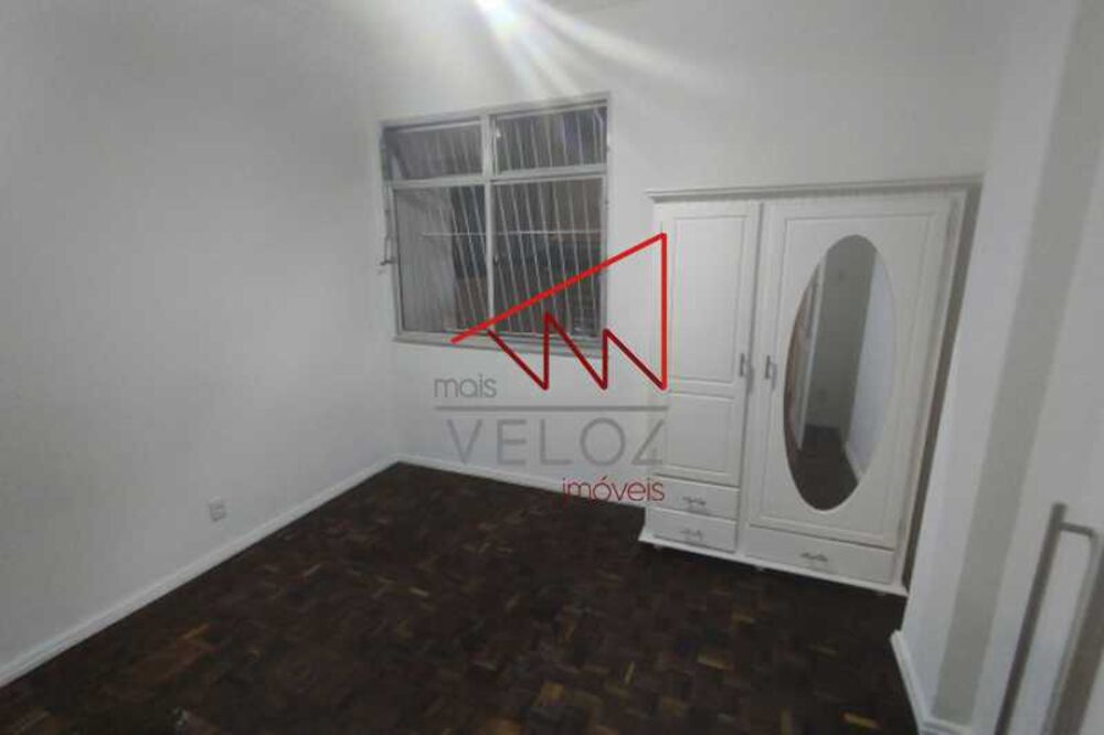 Apartamento à venda com 3 quartos, 120m² - Foto 4